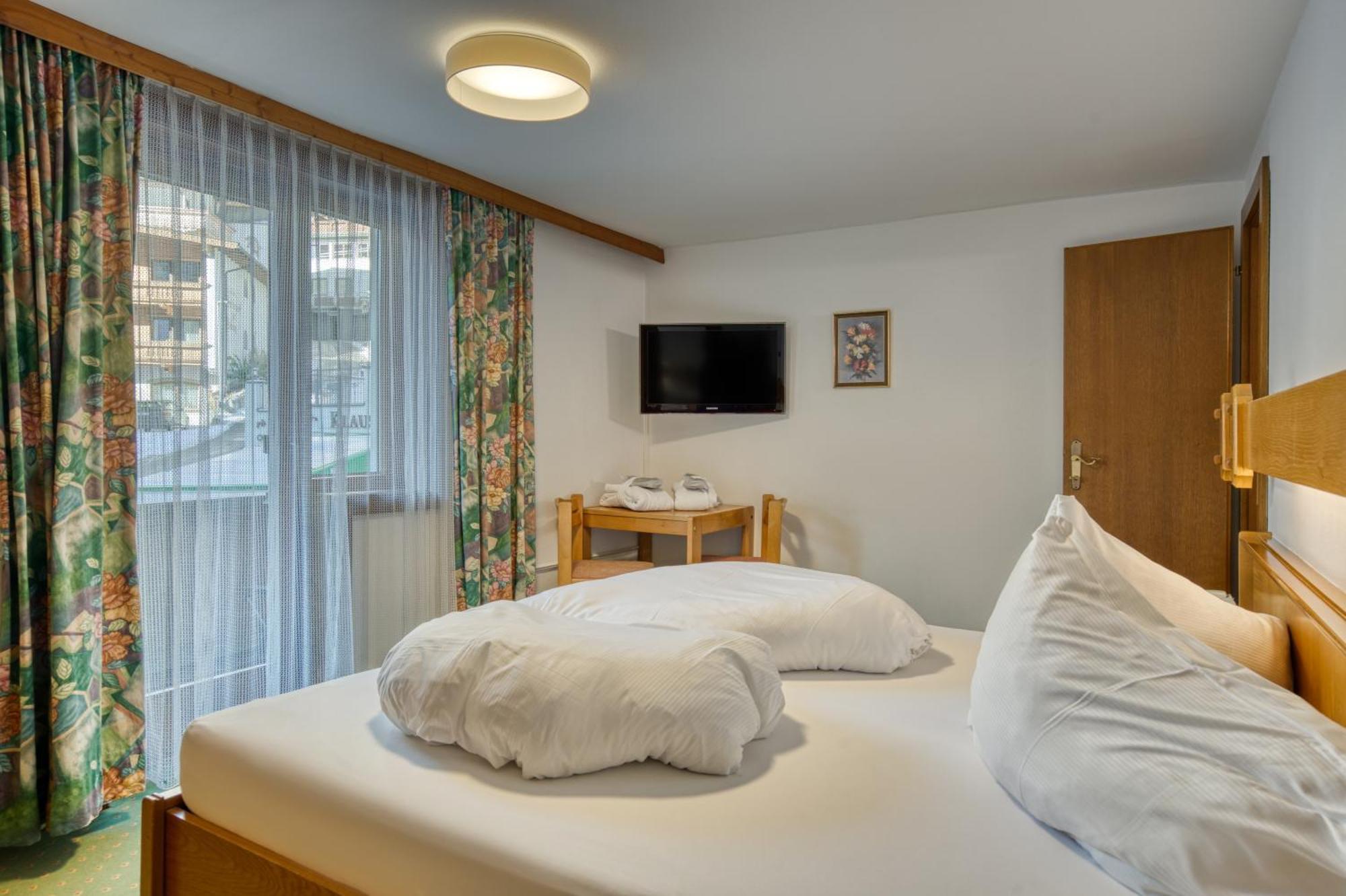 Hotel Klausnerhof Tux Room photo